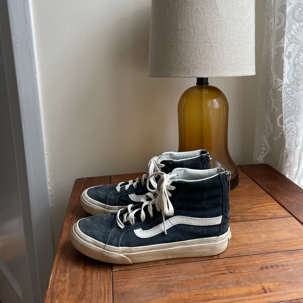 Vans suede navy high tops